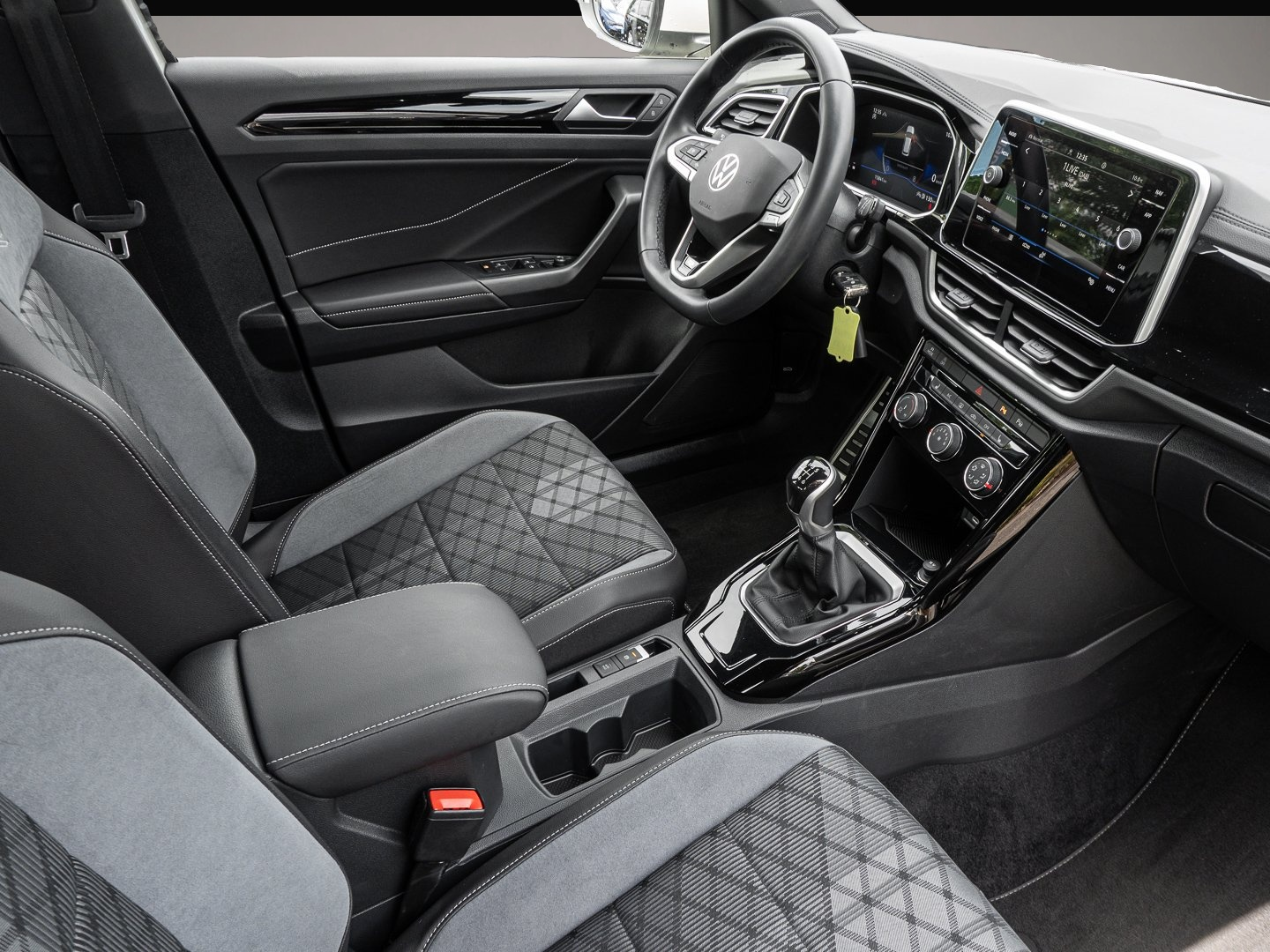 Volkswagen T-Roc (05/2024, )