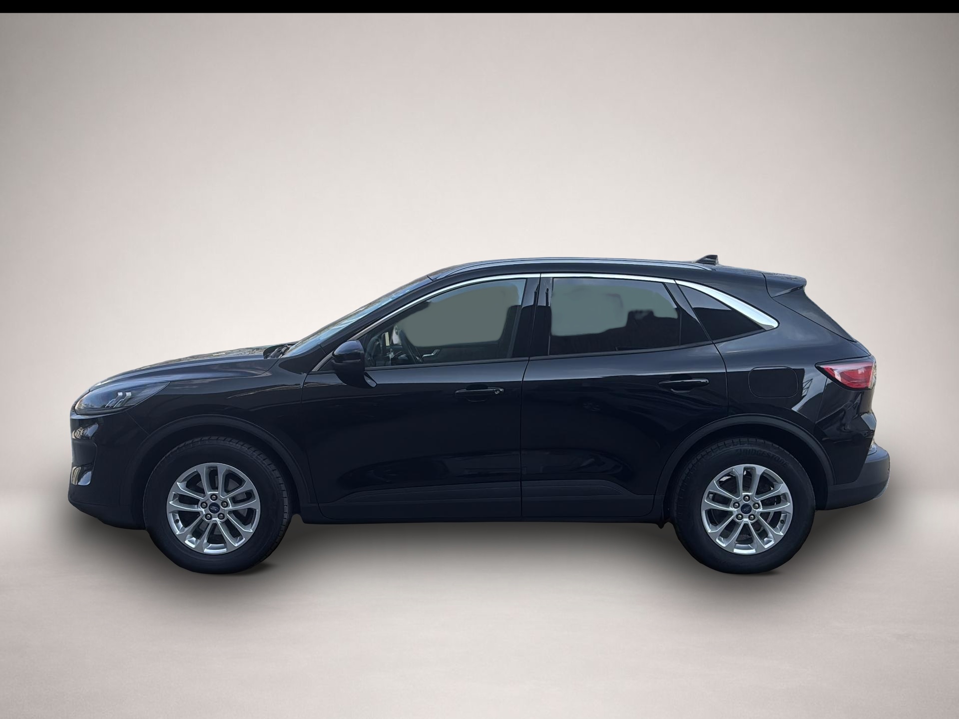 Ford Kuga (08/2022, Benzin)