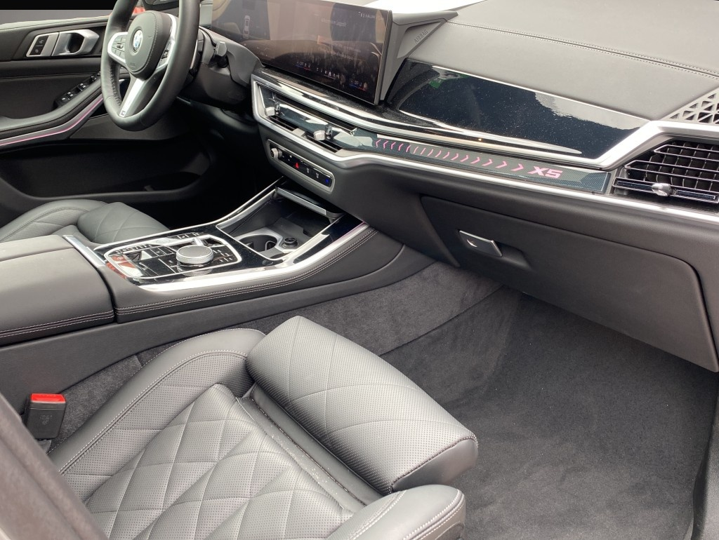 BMW X5 (10/2024, Diesel)
