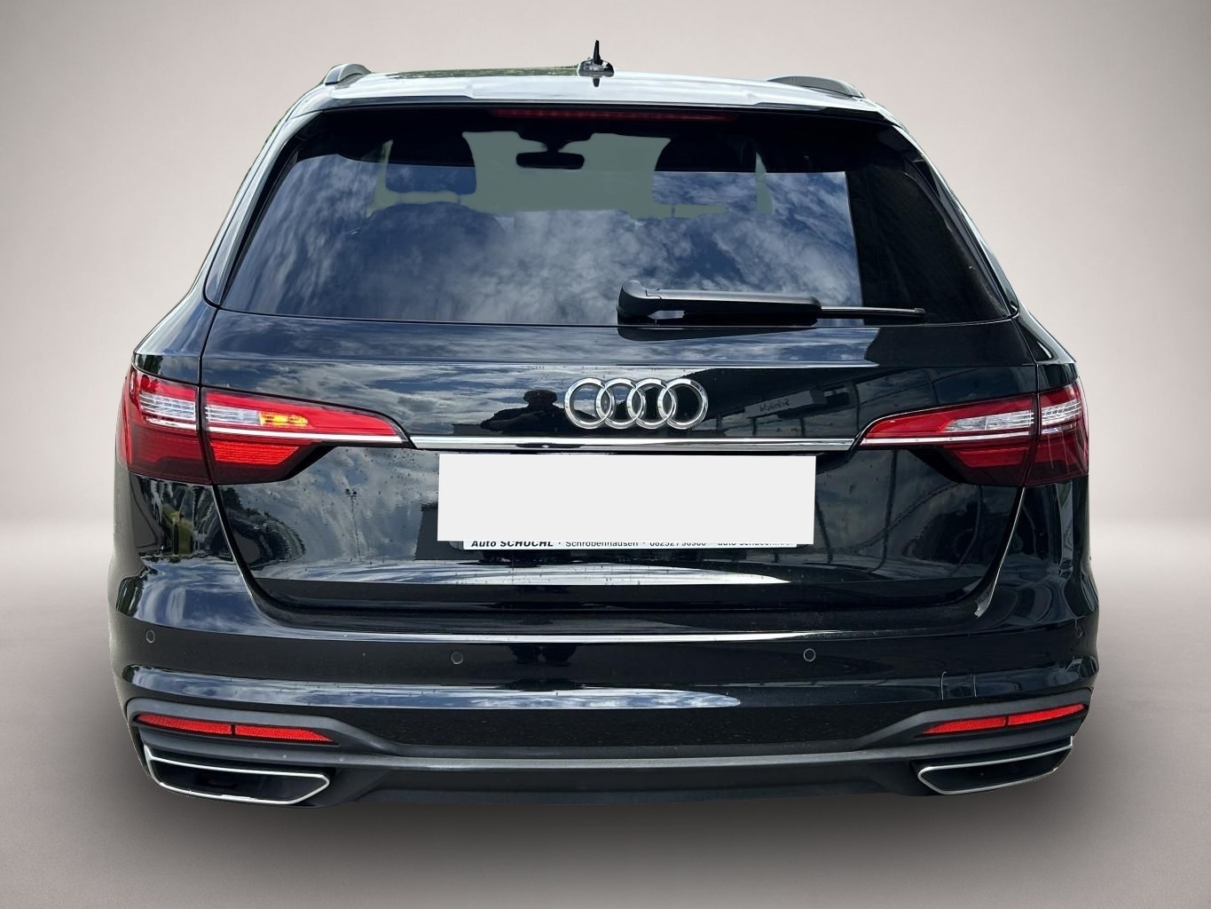 Audi A4 (08/2022, )