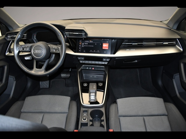Audi A3 (05/2022, Benzin)