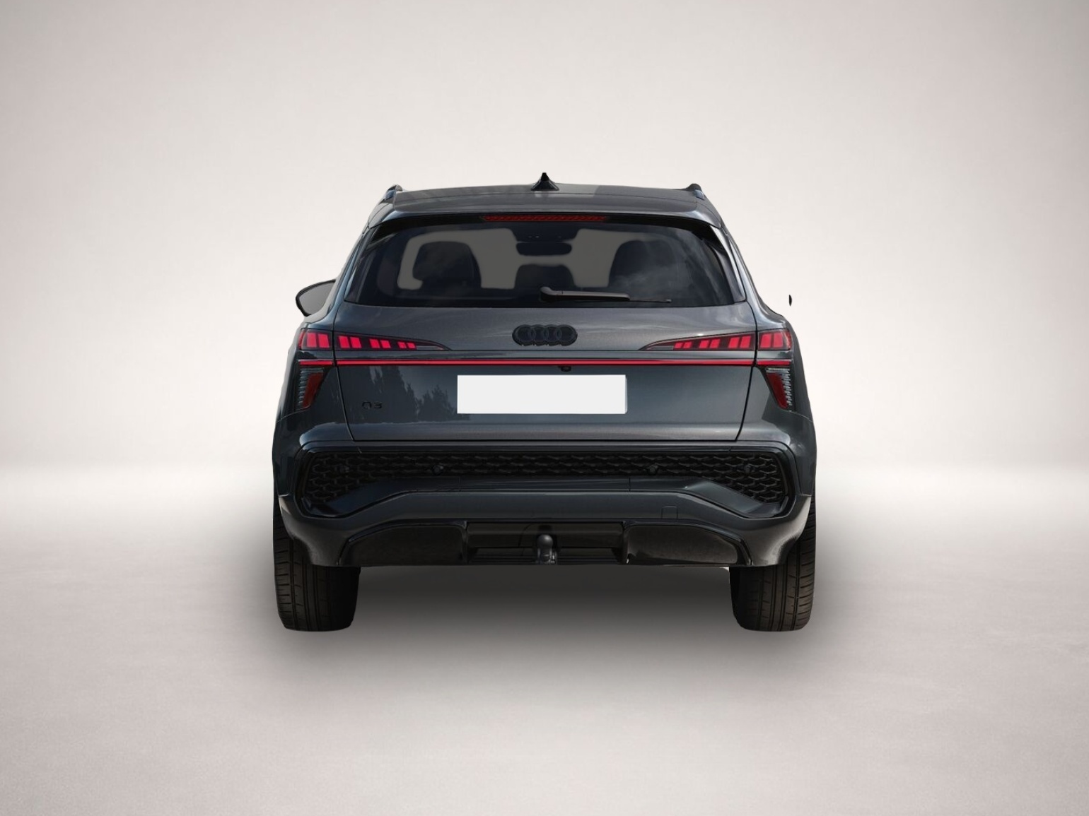 Audi Q3 (, Benzin)