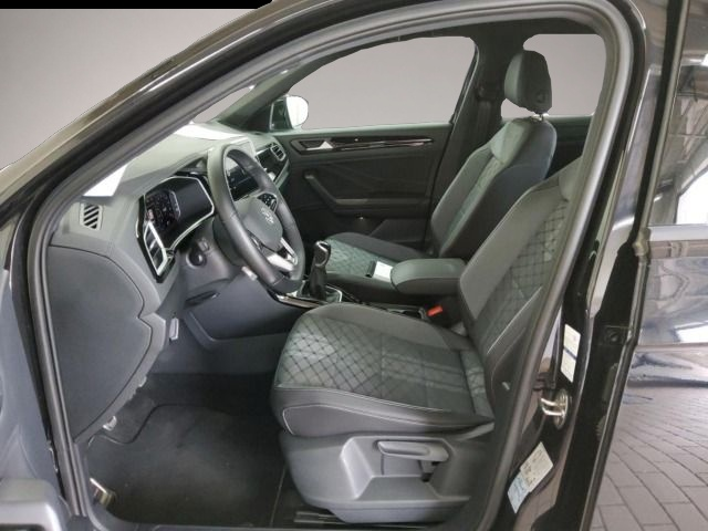 Volkswagen T-Roc (06/2022, )