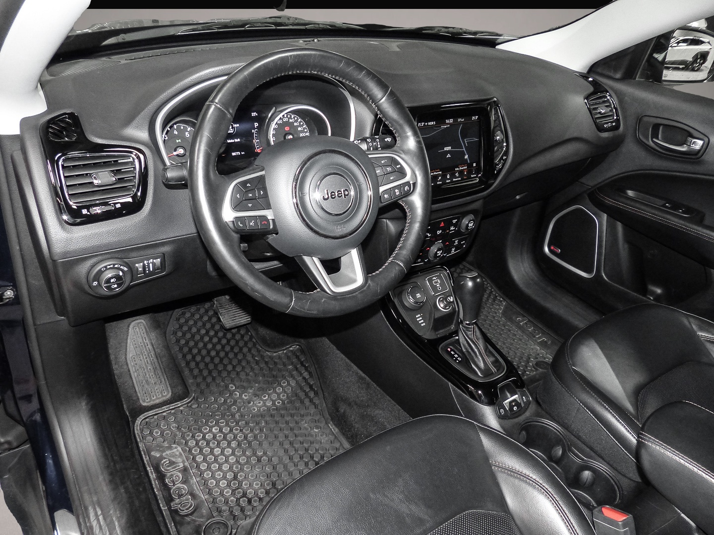 Jeep Compass (05/2019, Benzin)