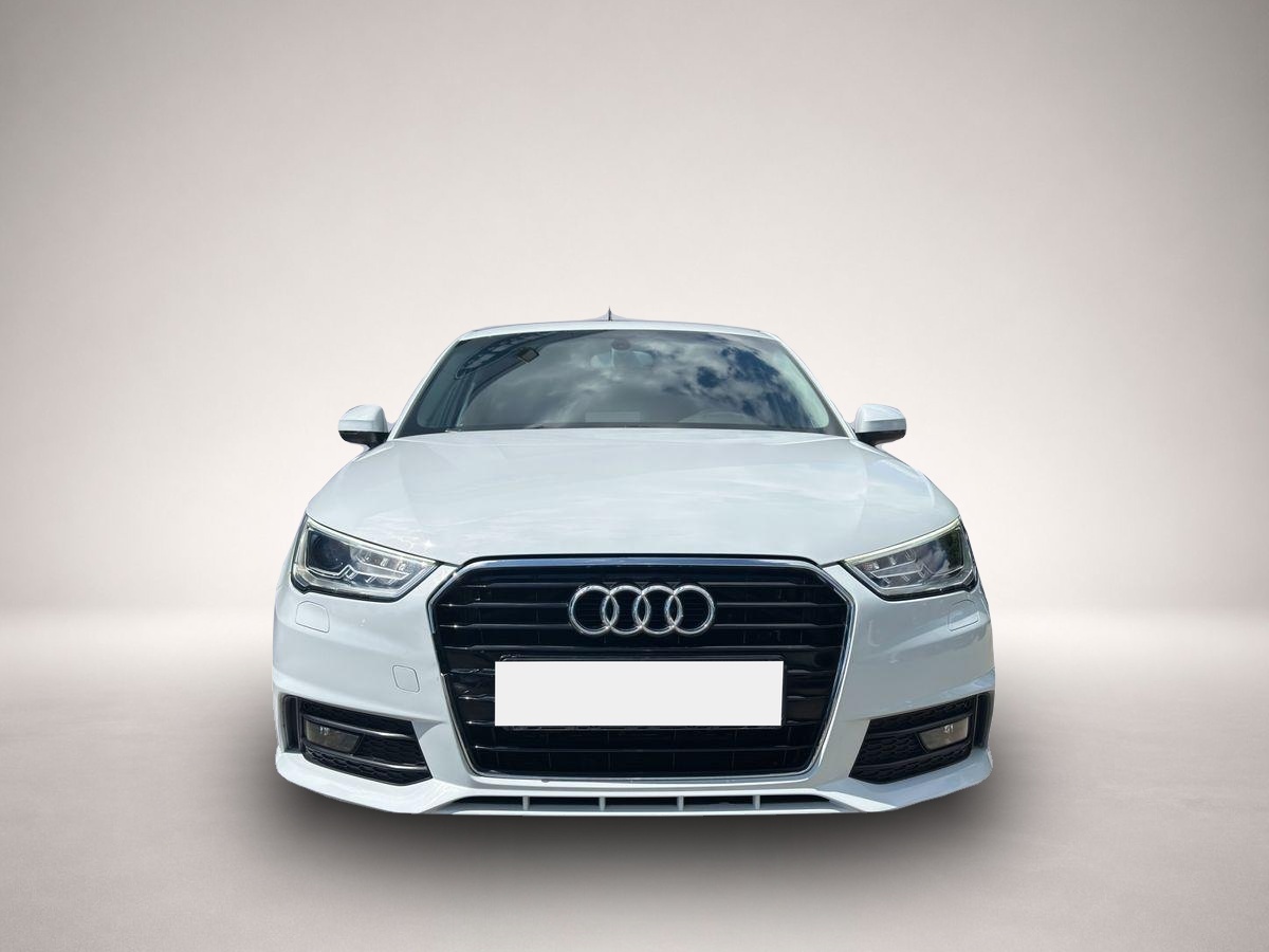 Audi A1 (07/2016, Benzin)