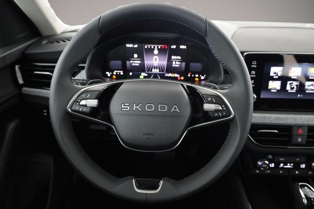 Skoda Kamiq (06/2026, Benzin)