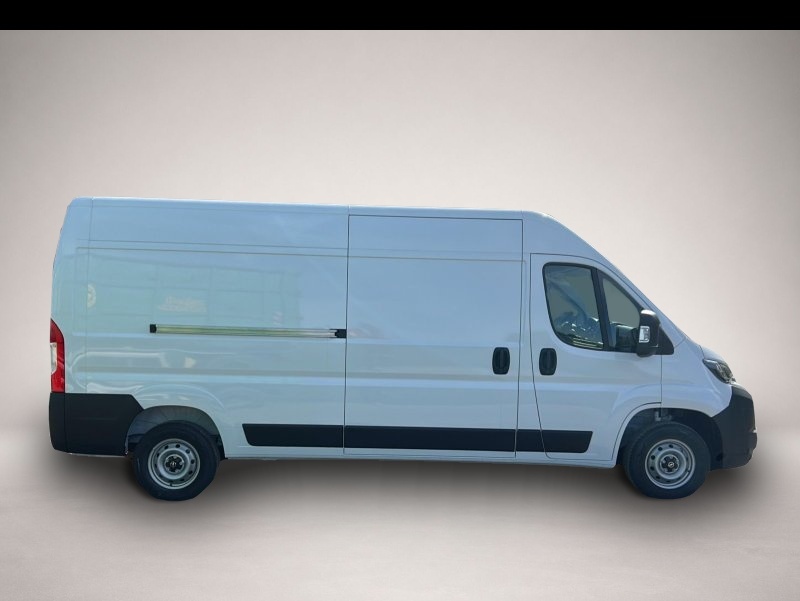 Opel Movano (03/2026, Diesel)