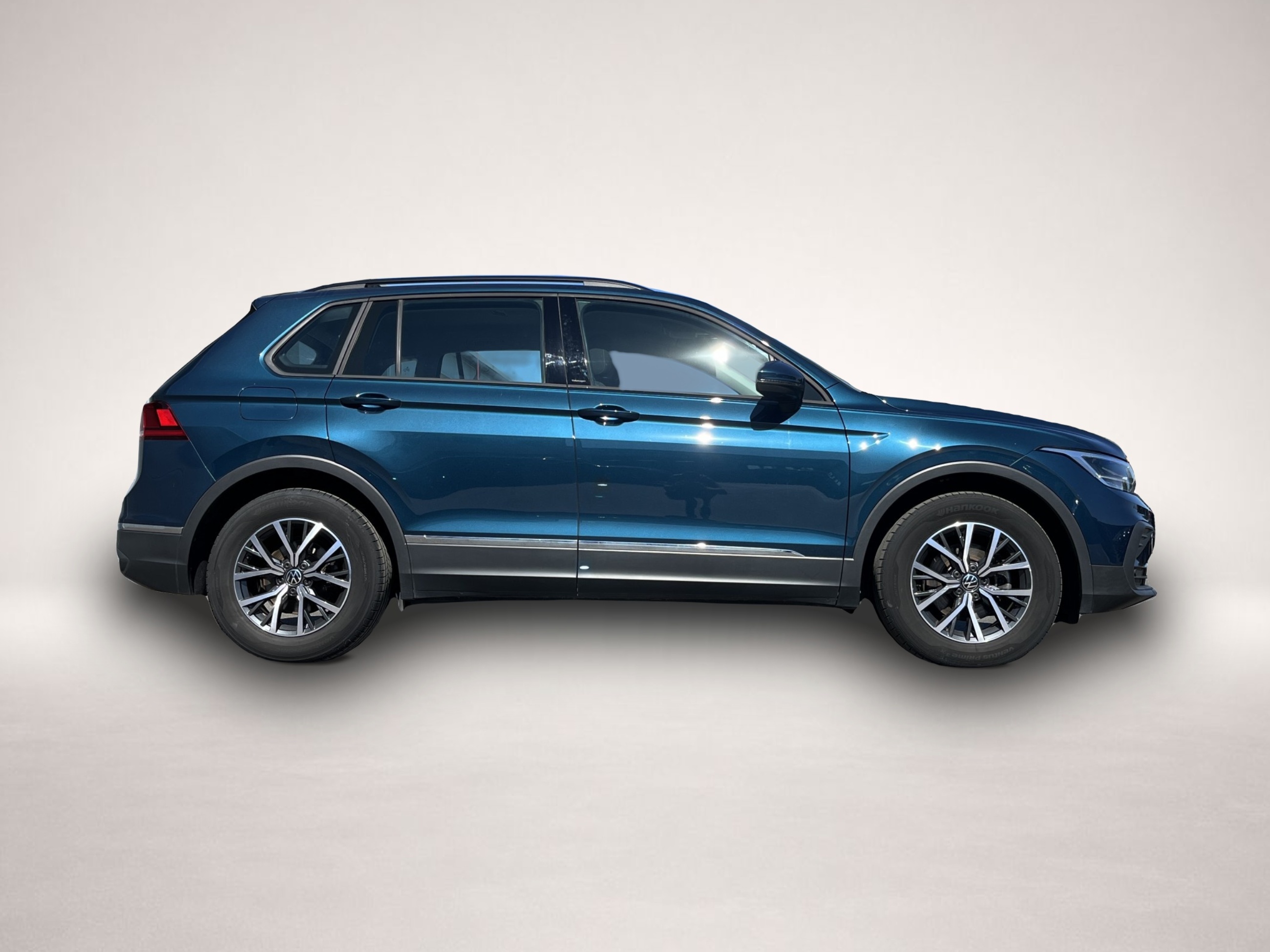 Volkswagen Tiguan (11/2023, Benzin)