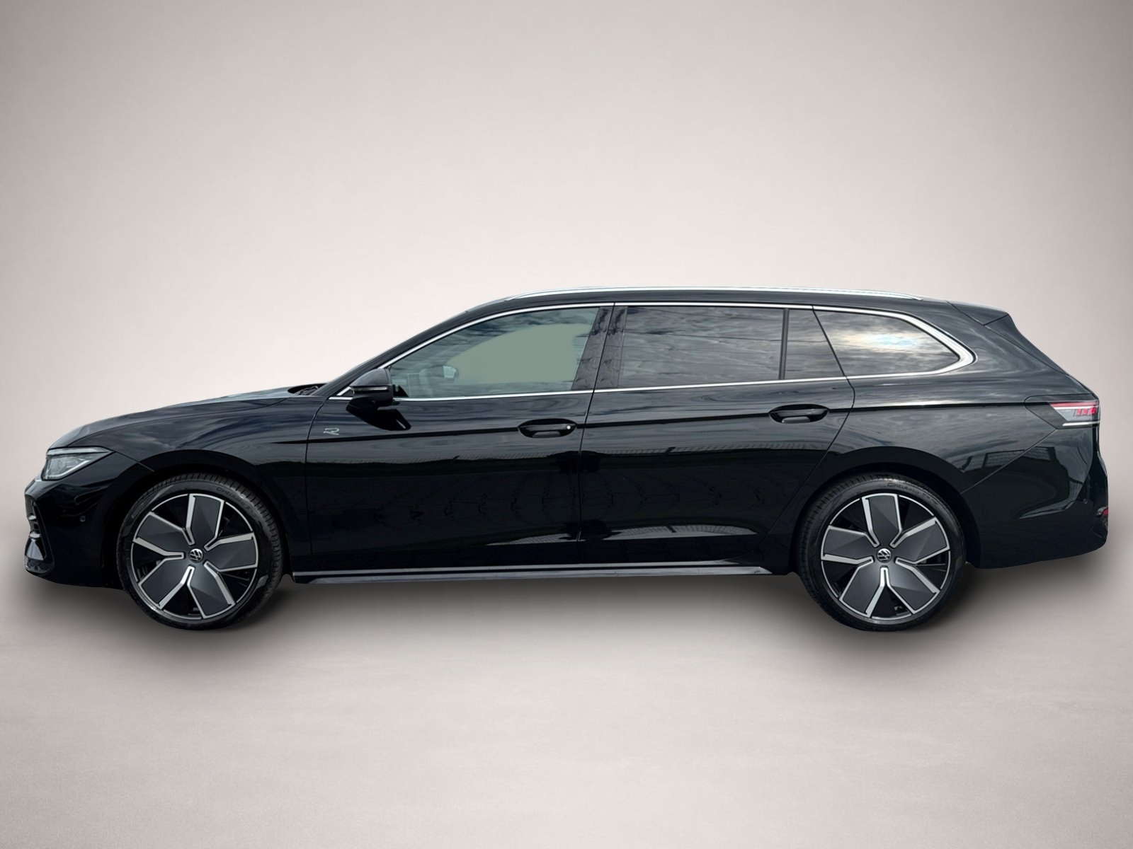 Volkswagen Passat (04/2026, Benzin)