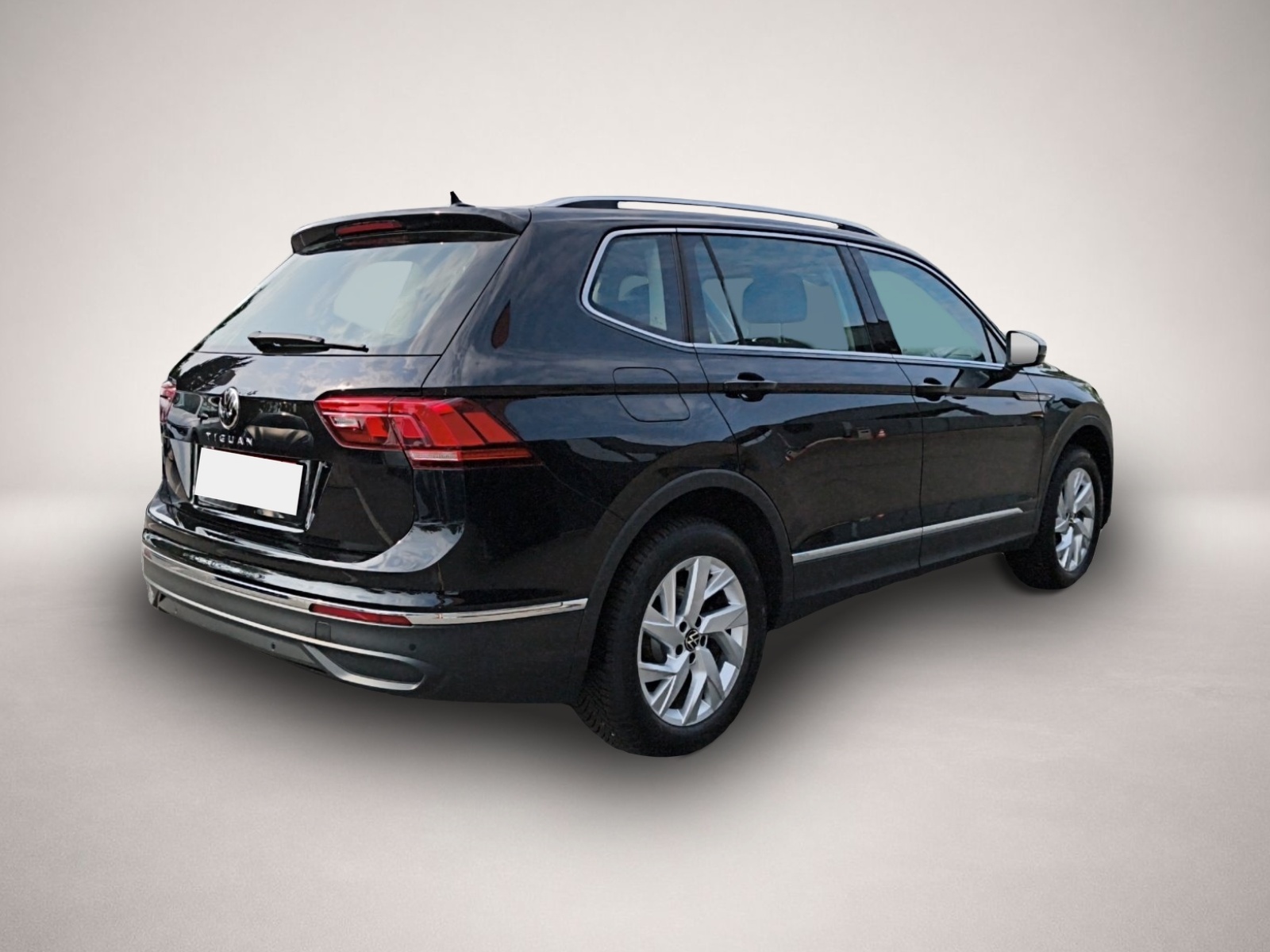 Volkswagen Tiguan (05/2025, Benzin)