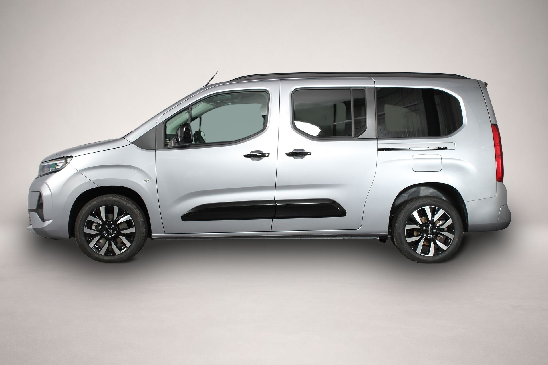Opel Combo Life, image 2 of 5