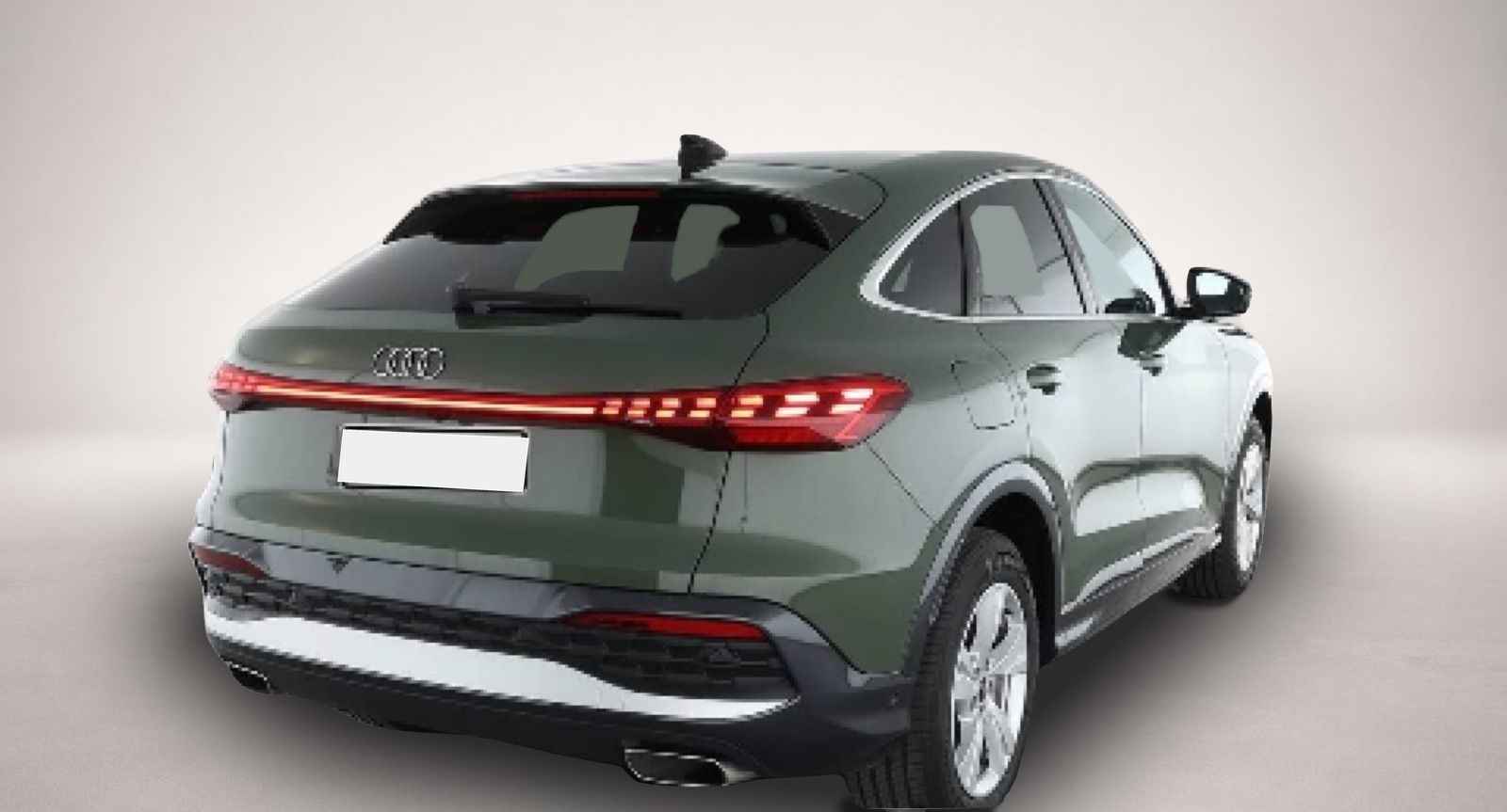 Audi Q5 (09/2025, Benzin)