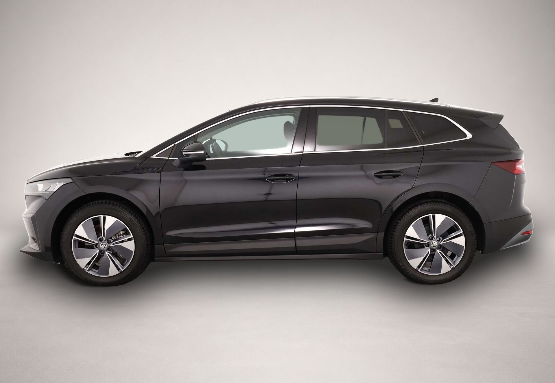 Skoda Enyaq (04/2025, ELECTRIC)