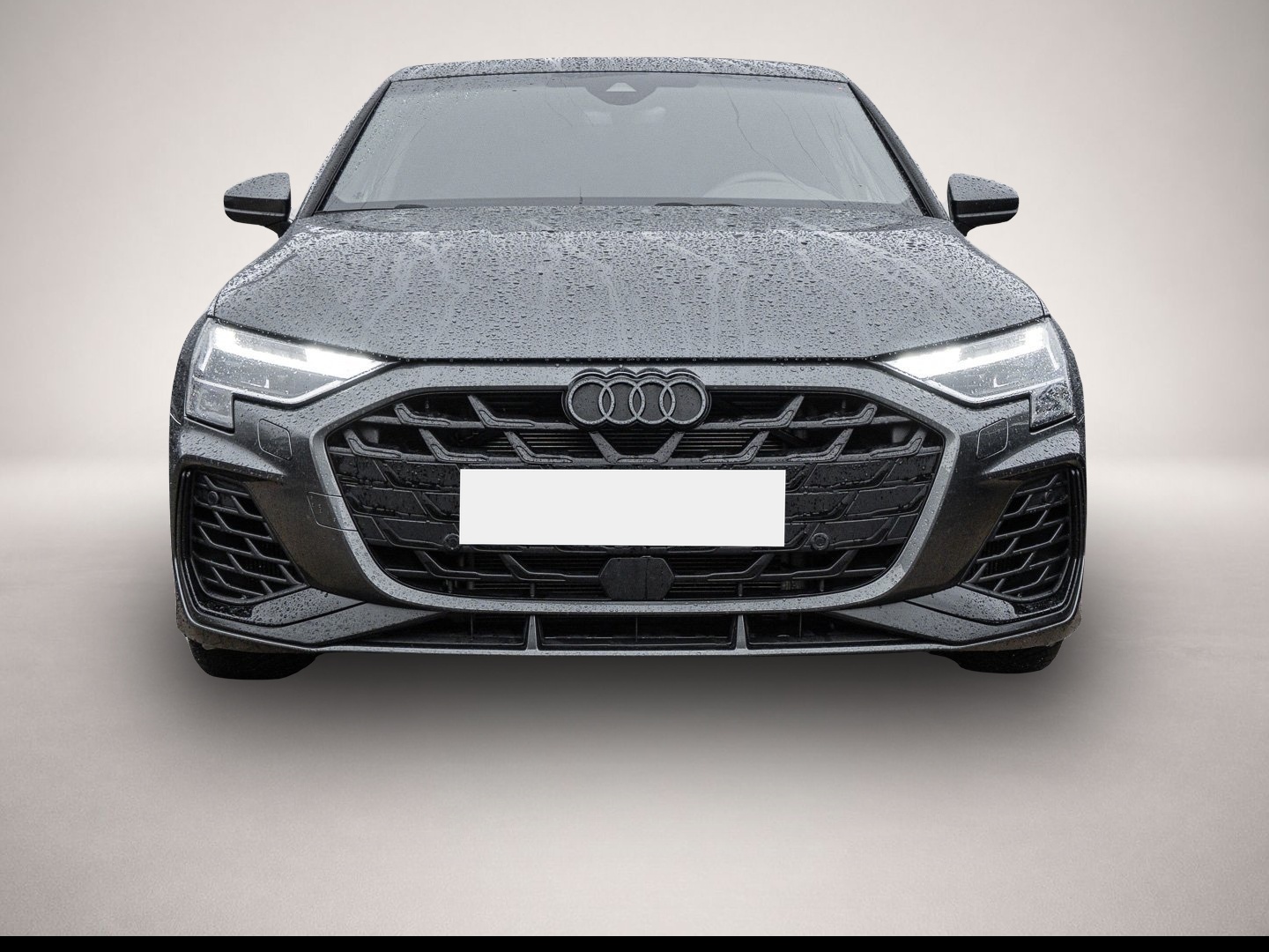 Audi quattro (01/2025, Benzin)