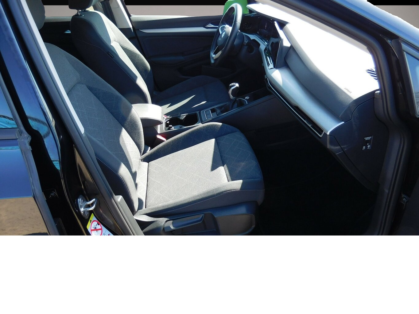 Volkswagen Golf (03/2023, Benzin)
