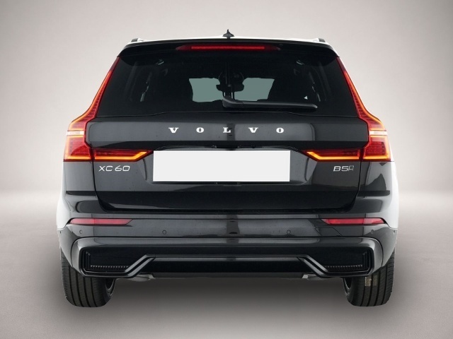 Volvo XC60 (05/2025, Benzin)