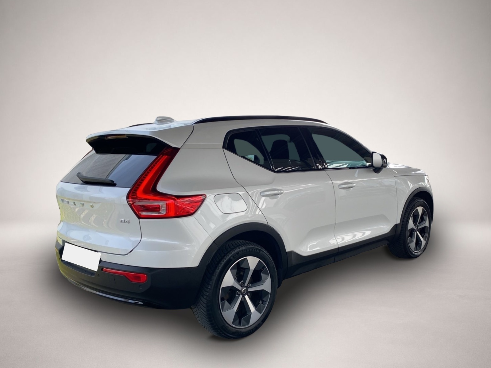 Volvo XC40 (12/2023, Benzin)