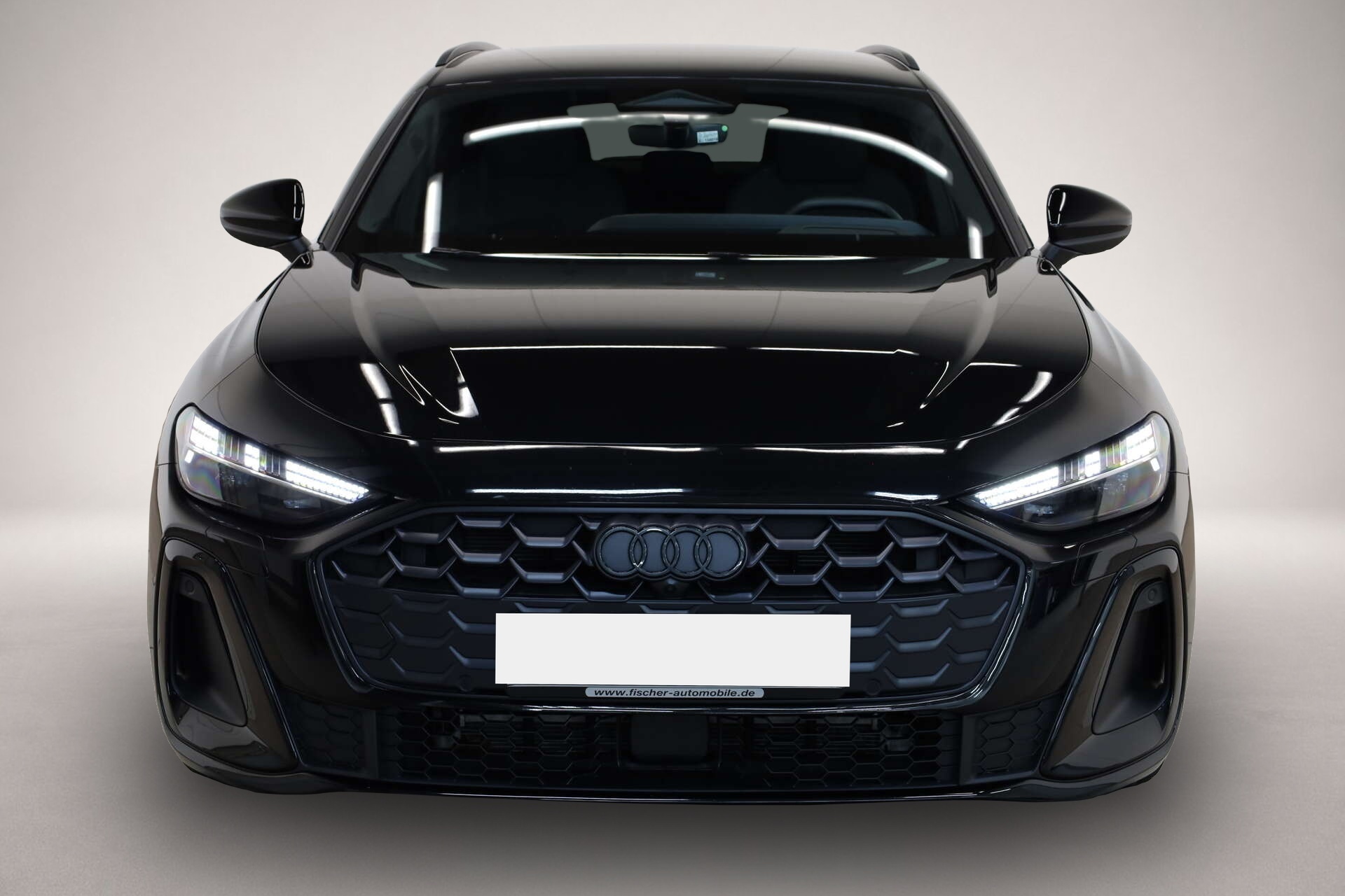 Audi quattro (09/2025, Hybrid (Benzin/Elektro))
