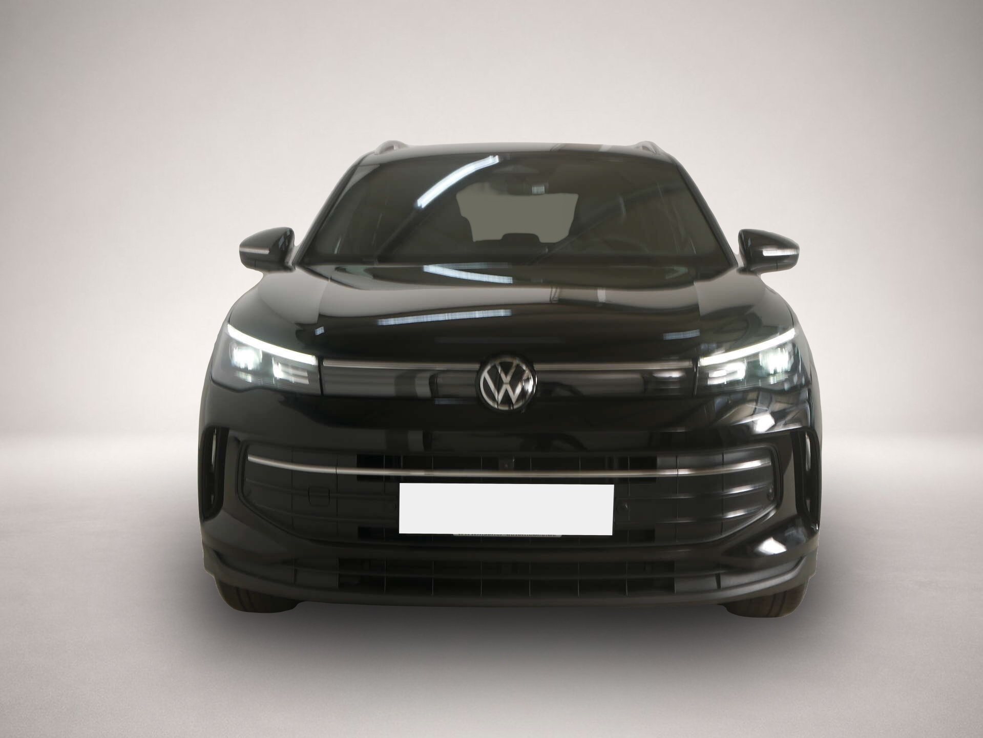 Volkswagen Tiguan (12/2025, Benzin)