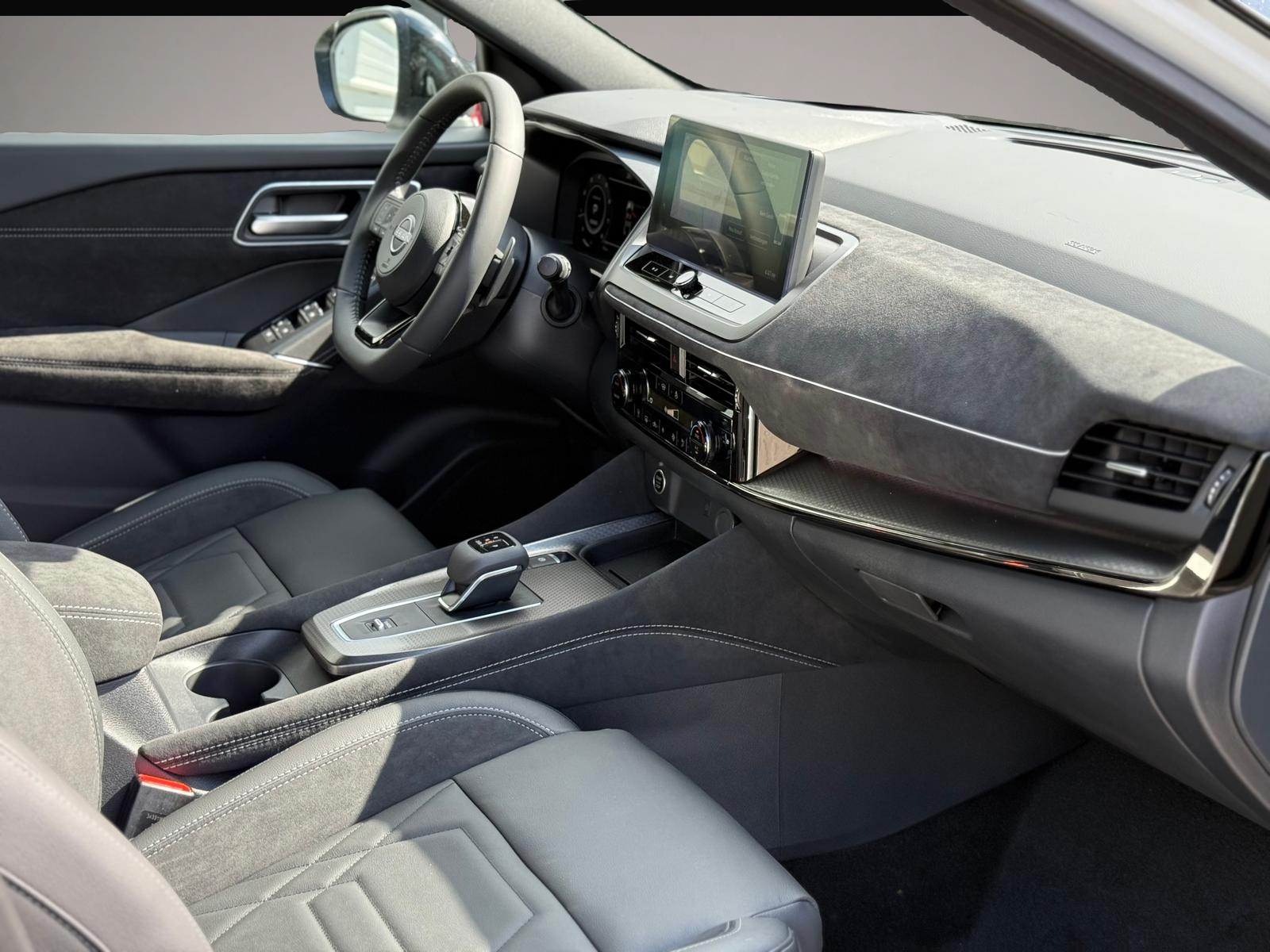 Nissan Qashqai (12/2025, Benzin)