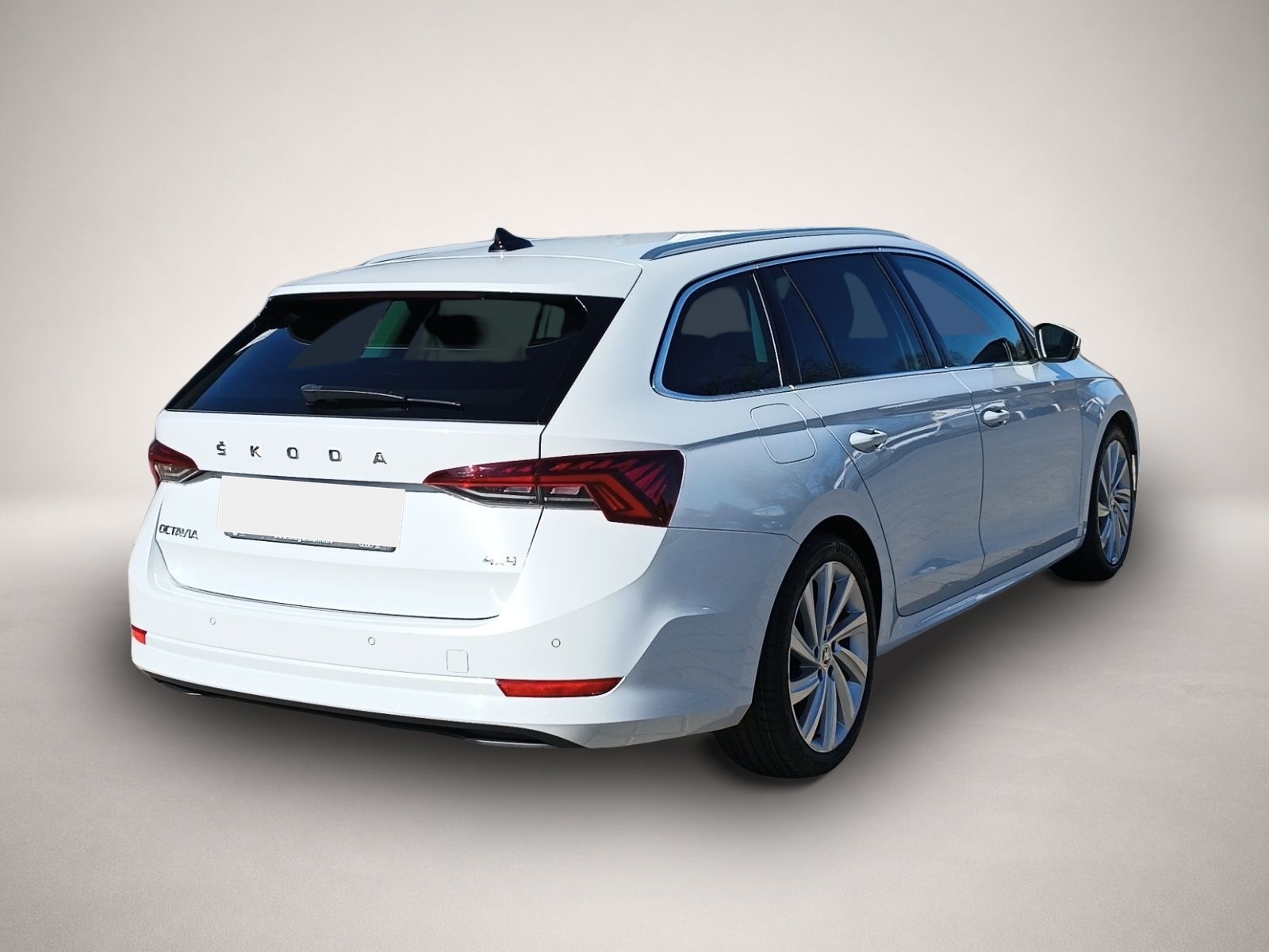 Skoda Octavia (06/2022, Benzin)