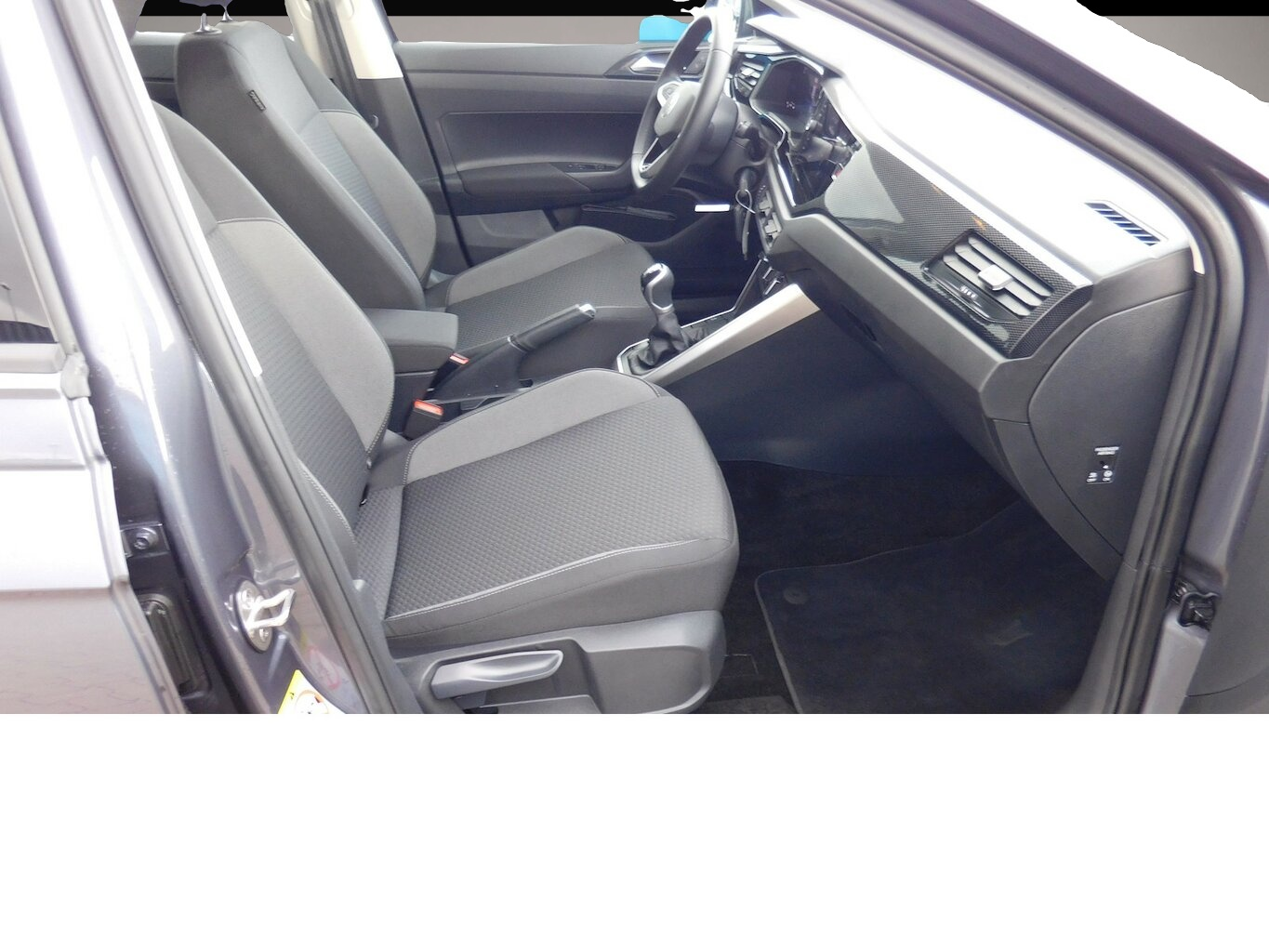 Volkswagen Polo (05/2024, Benzin)