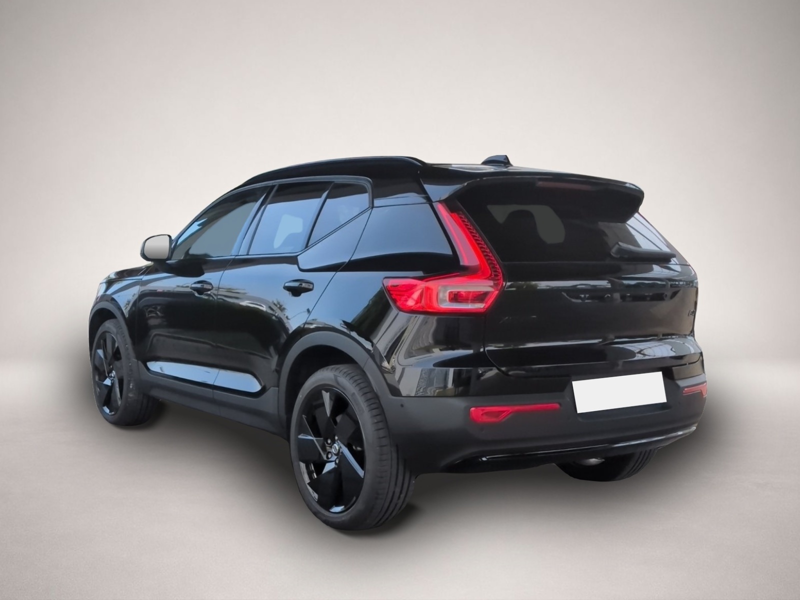 Volvo XC40 (01/2026, Benzin)