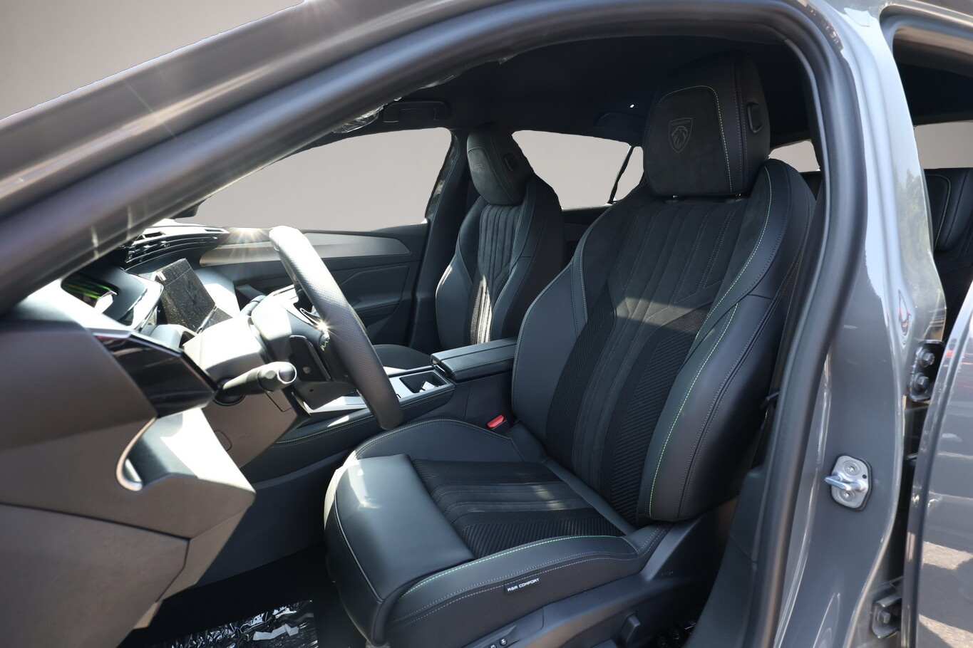Peugeot 308 (04/2026, Benzin)