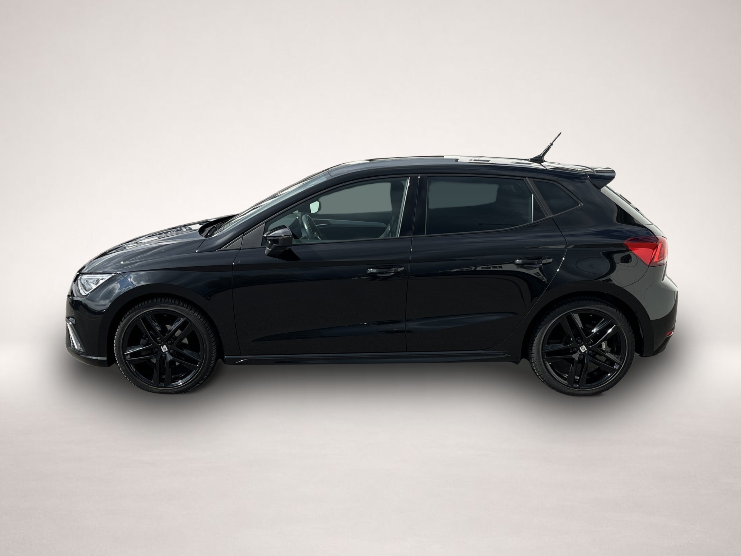 Seat Ibiza (03/2023, Benzin)