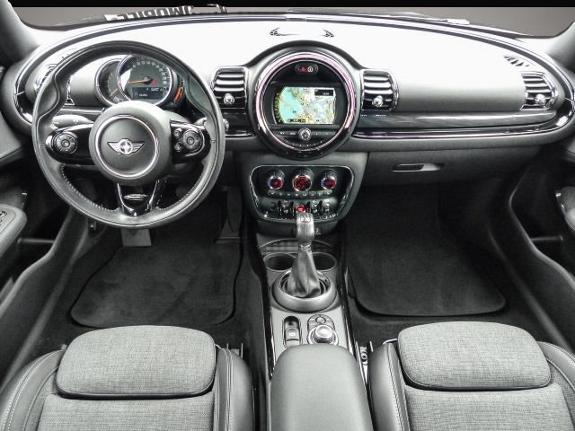 Mini One Clubman (10/2017, Benzin)