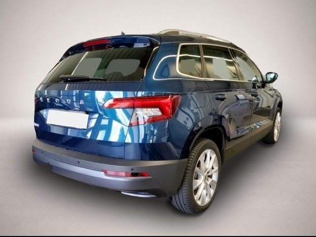 Skoda Karoq (08/2022, Benzin)