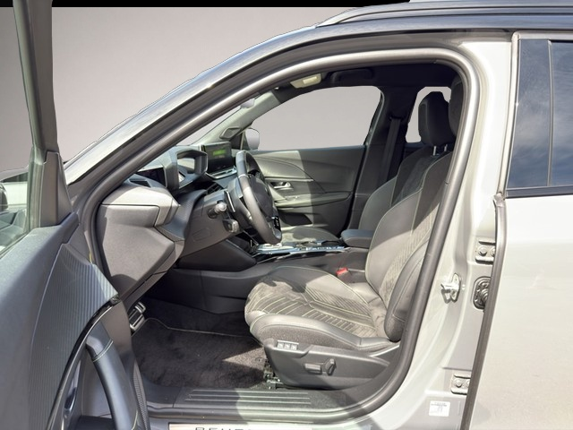 Peugeot 2008 (04/2024, Benzin)