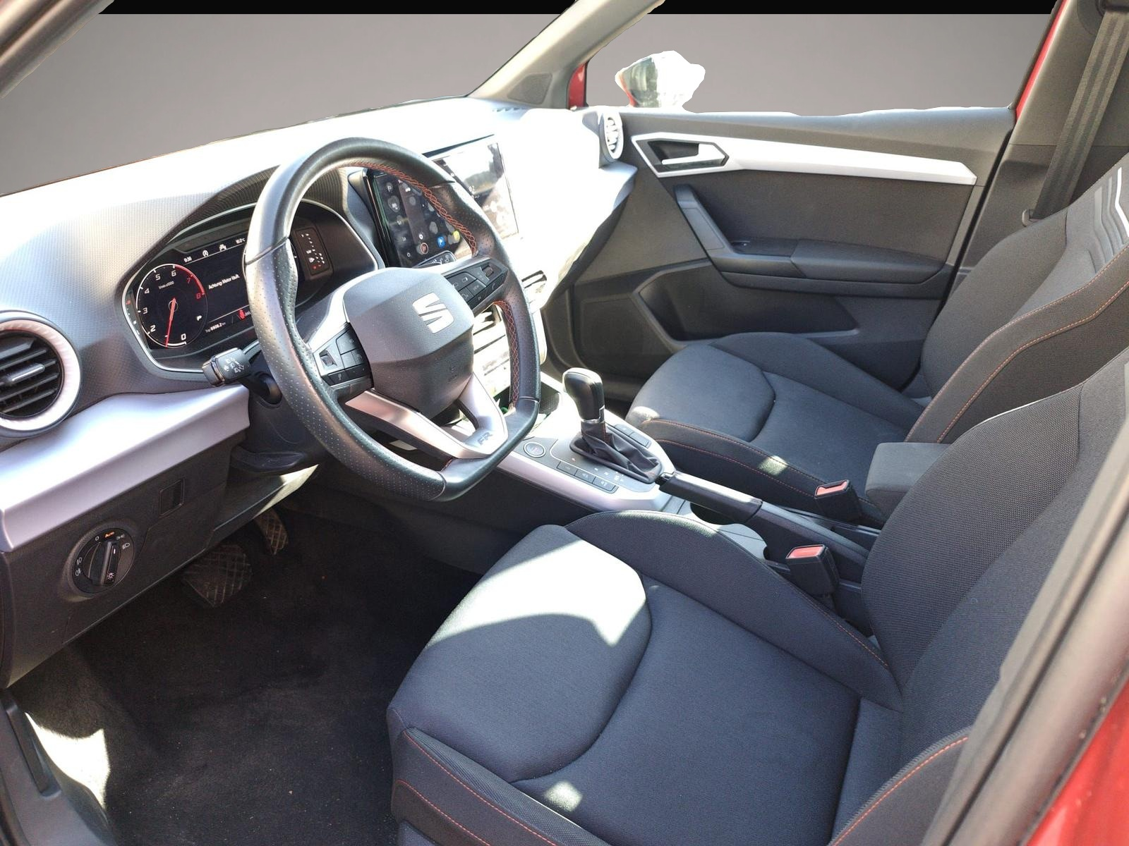 Seat Arona (07/2024, Benzin)