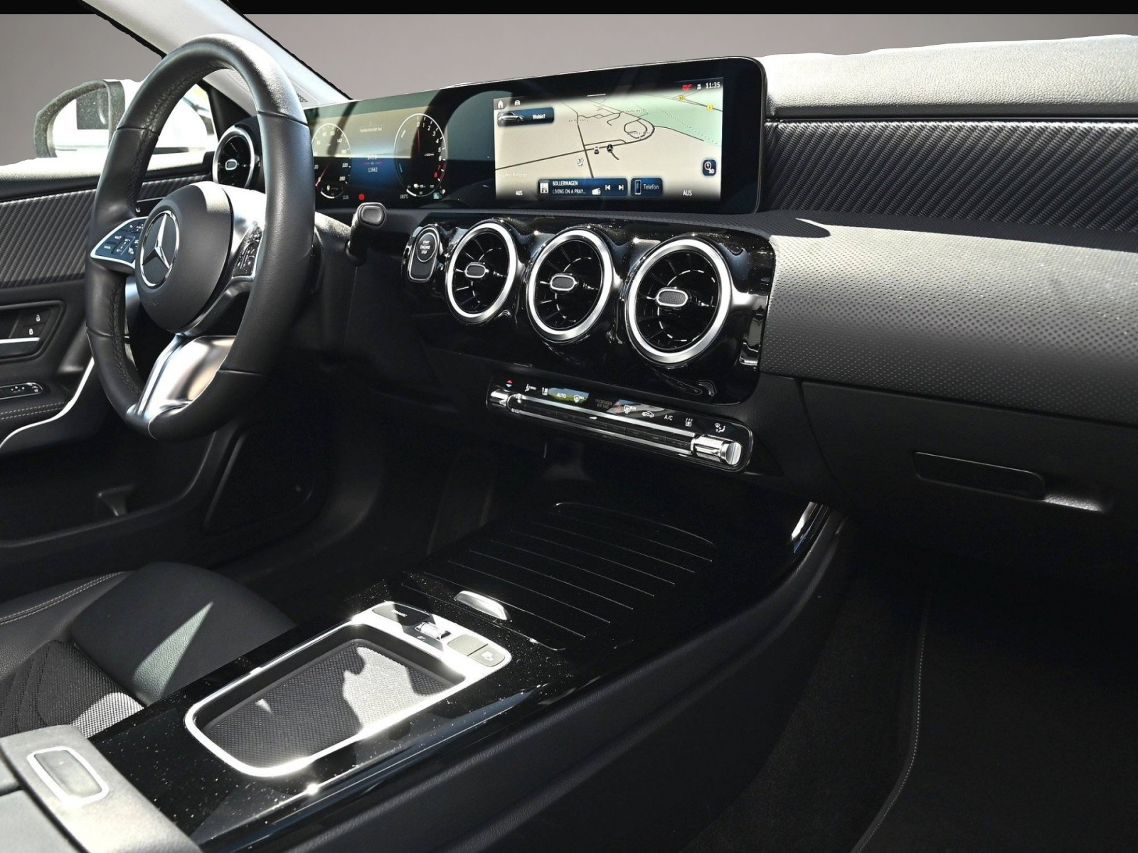 Mercedes-Benz A 250 (02/2025, Hybrid (Benzin/Elektro))