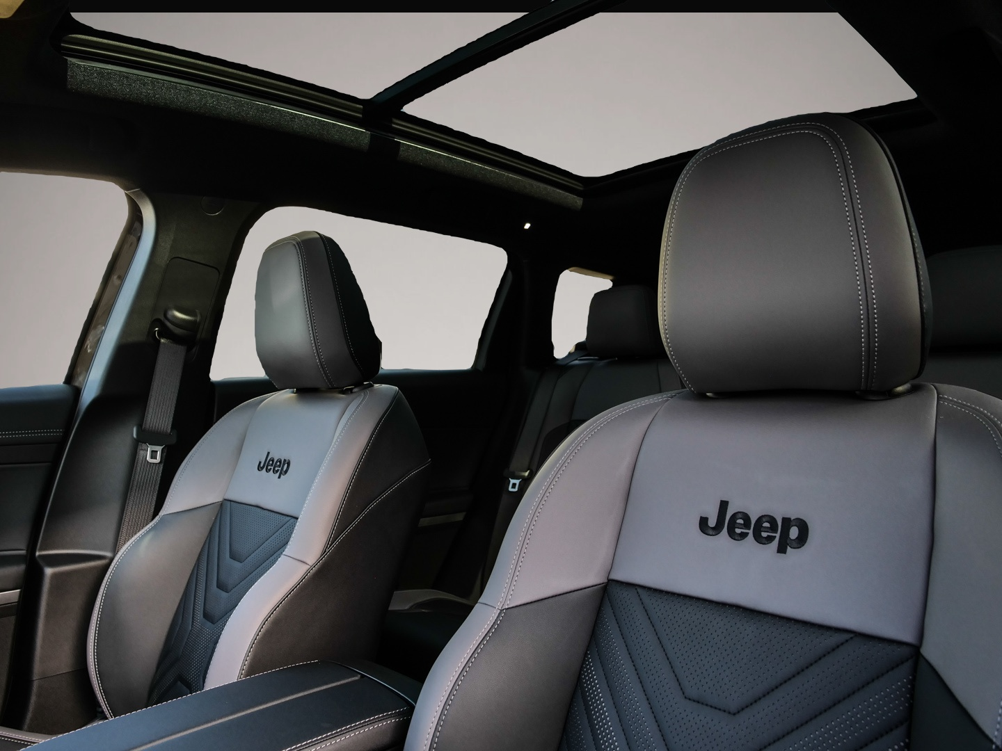 Jeep Compass (01/2026, ELECTRIC)
