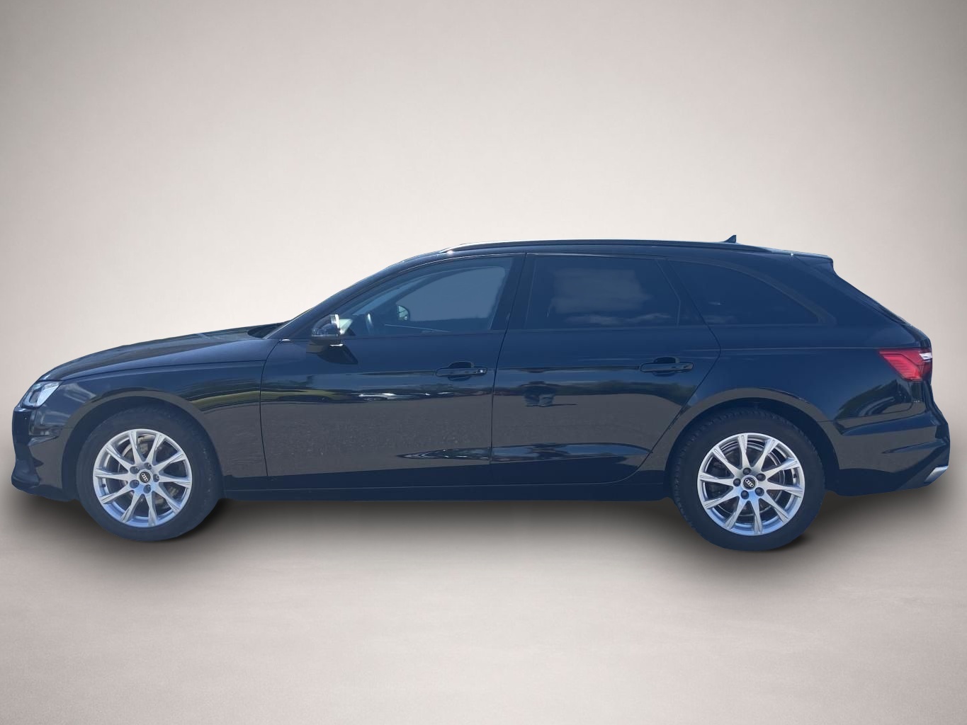 Audi A4 (08/2022, )