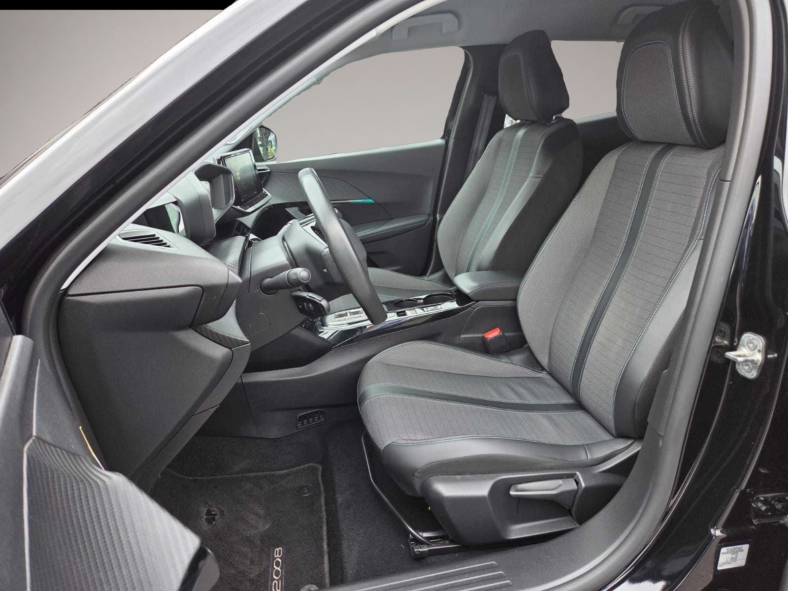Peugeot e-2008 (06/2022, ELECTRIC)