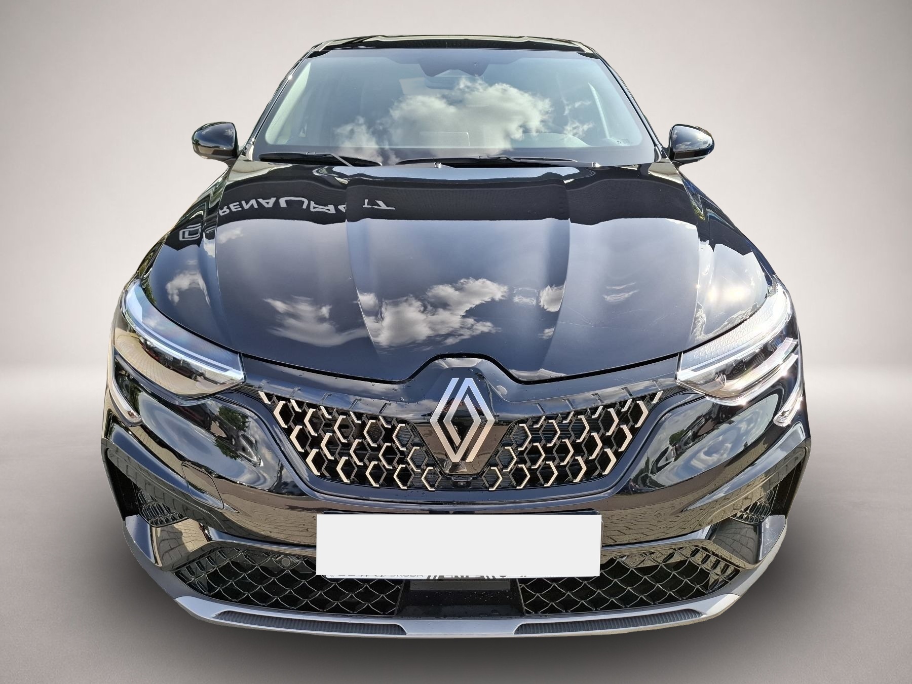 Renault Arkana (09/2025, Benzin)