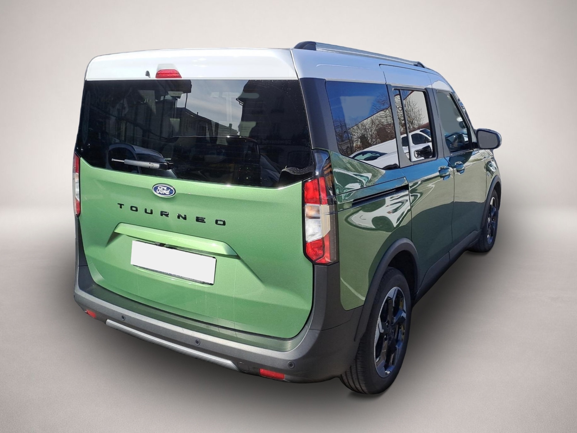 Ford Tourneo Courier (06/2025, Benzin)