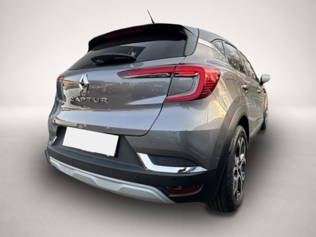 Renault Captur (06/2022, Benzin)