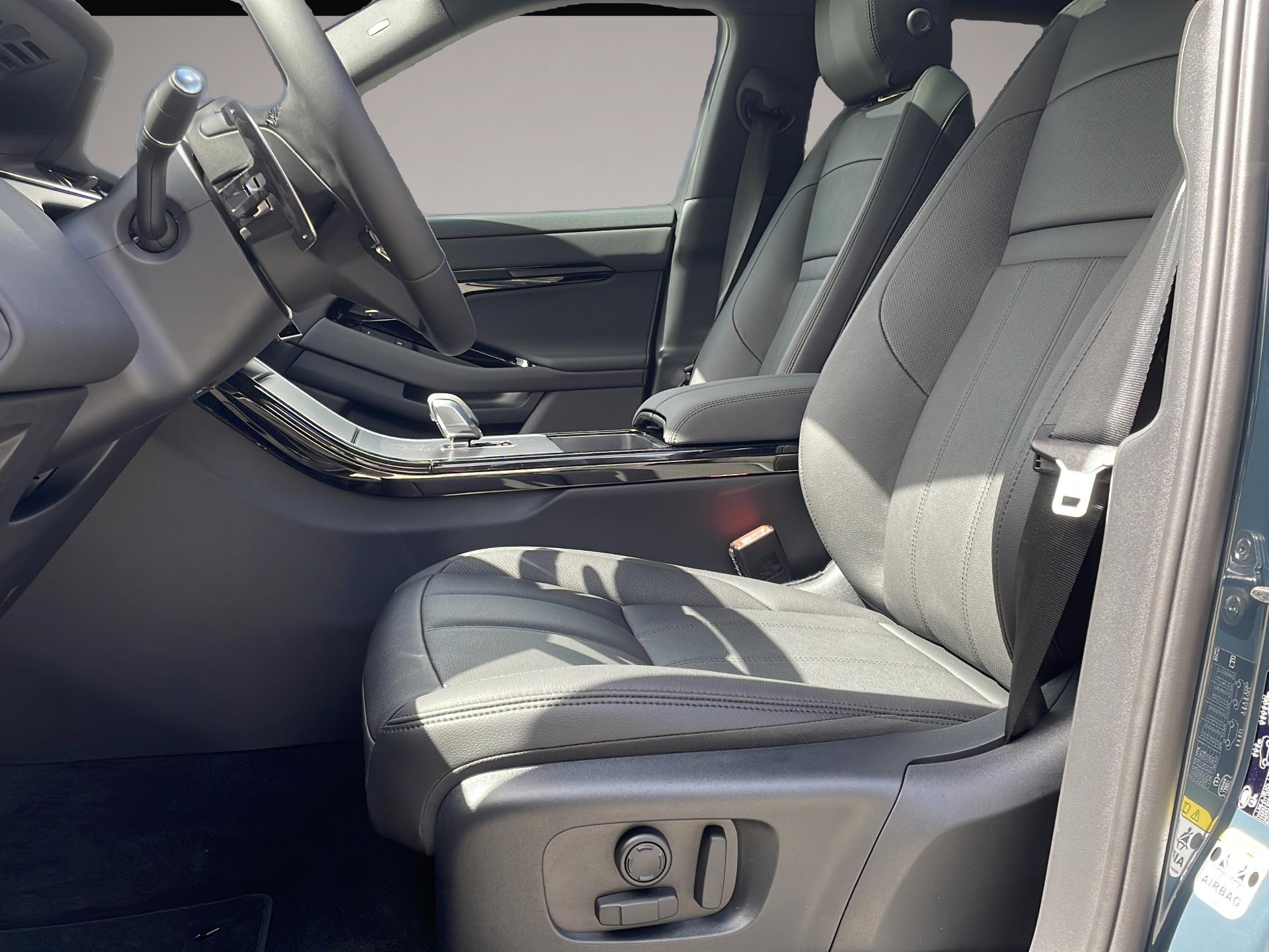 Land-Rover Range Rover Evoque (02/2026, Diesel)