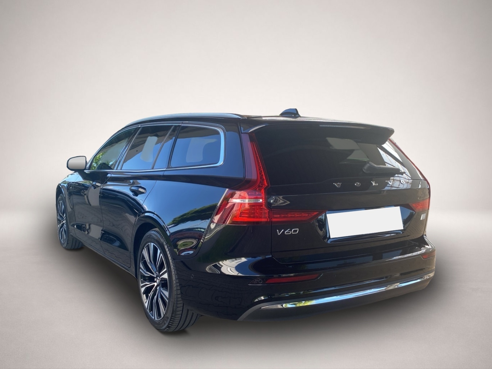 Volvo V60 (04/2023, )