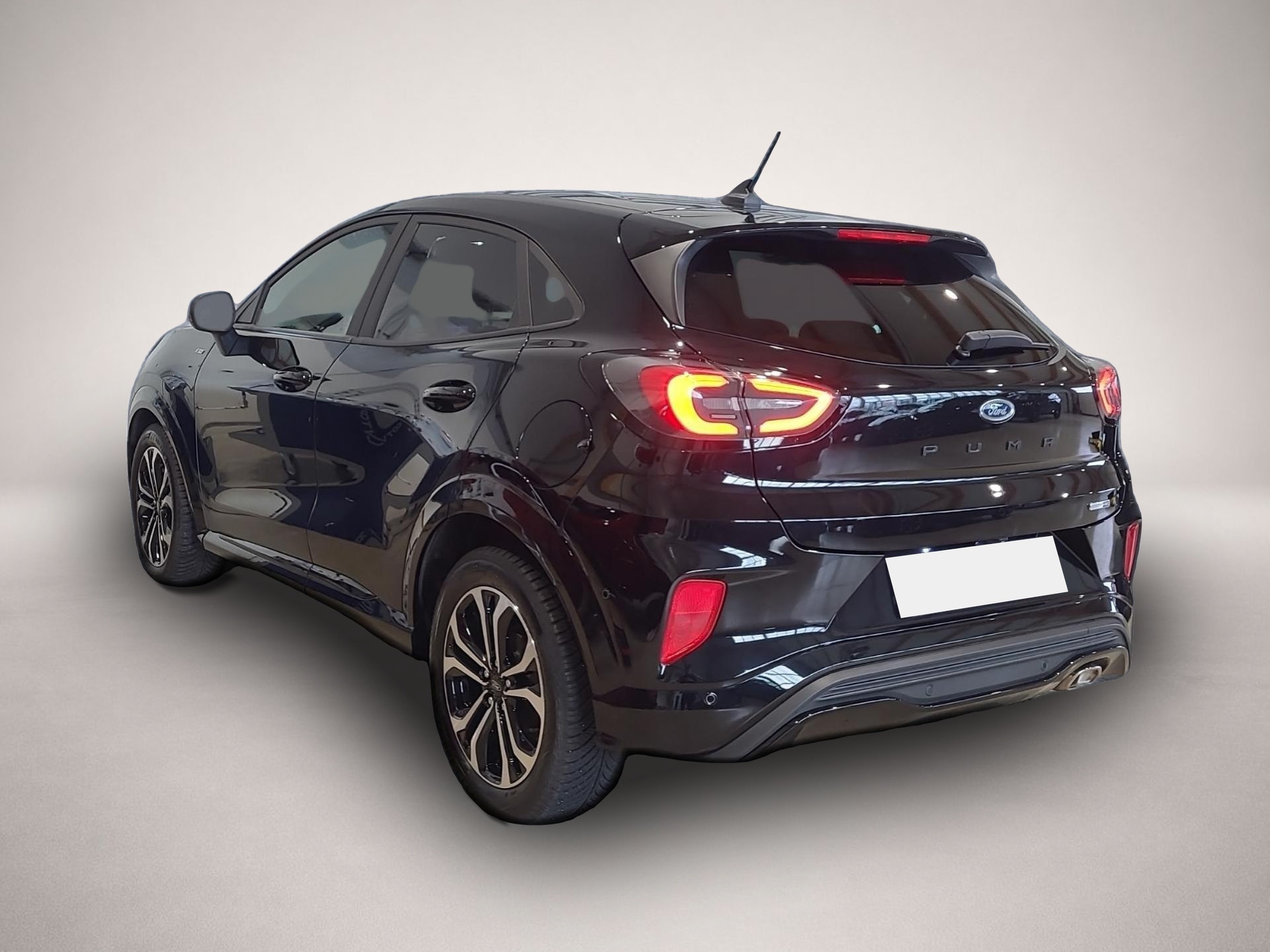 Ford Puma (01/2023, Benzin)