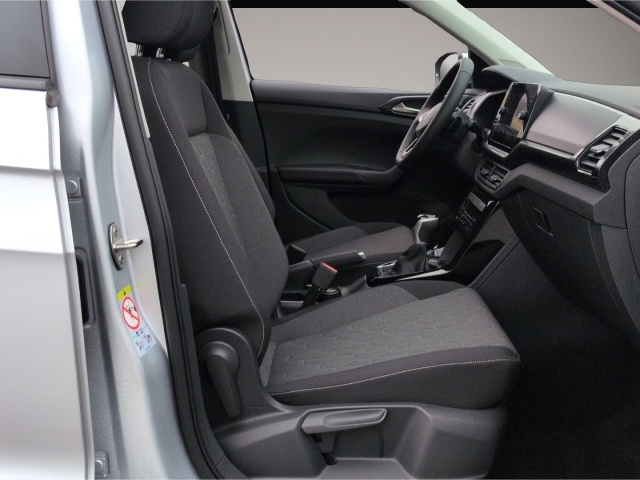 Volkswagen T-Cross (06/2026, Benzin)