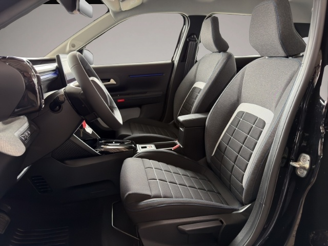Citroen C3 (04/2026, Benzin)