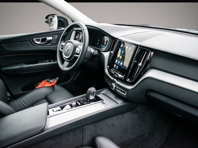 Volvo XC60 (05/2024, Hybrid (Benzin/Elektro))