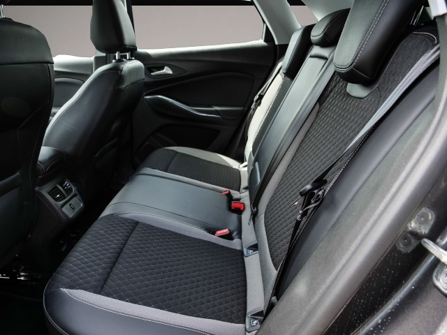Opel Grandland (X) (06/2019, Benzin)
