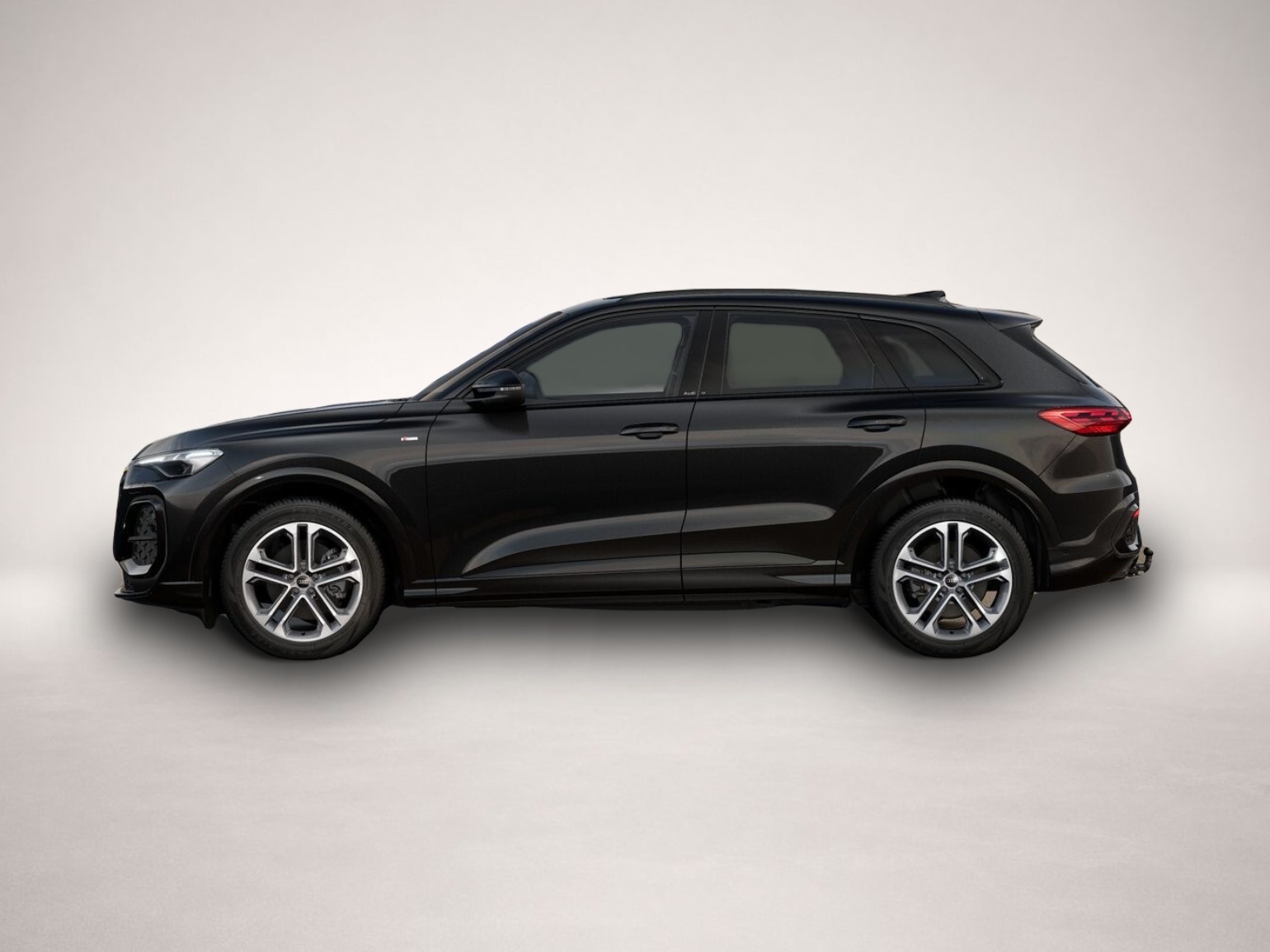 Audi Q5 (06/2026, Benzin)