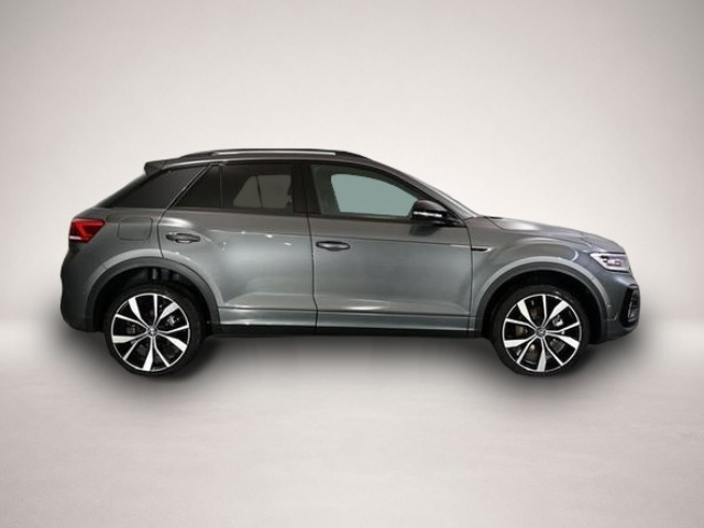 Volkswagen T-Roc (11/2025, Benzin)