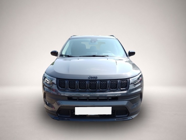 Jeep Compass (04/2023, Benzin)